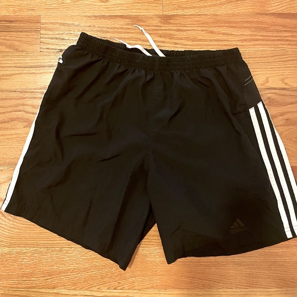 Adidas shorts black medium - Picture 1 of 1